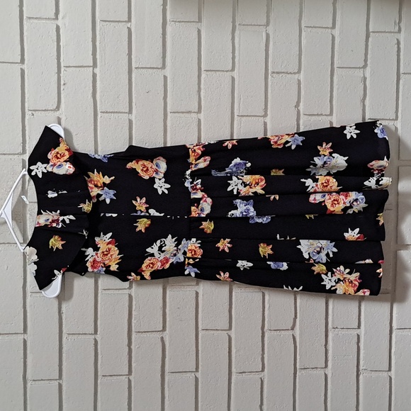 Express Black Floral Ruffled Tie Front Sleeveless Dress. Size 4 NWT - Picture 7 of 11